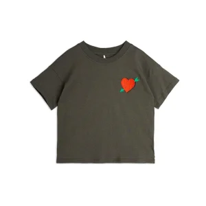 Arrowed heart T-shirt