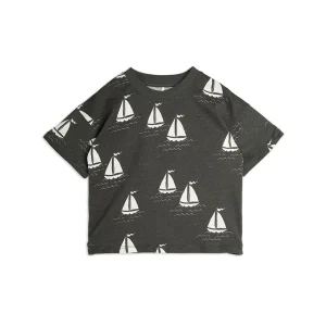 Sailing boats T-shirt